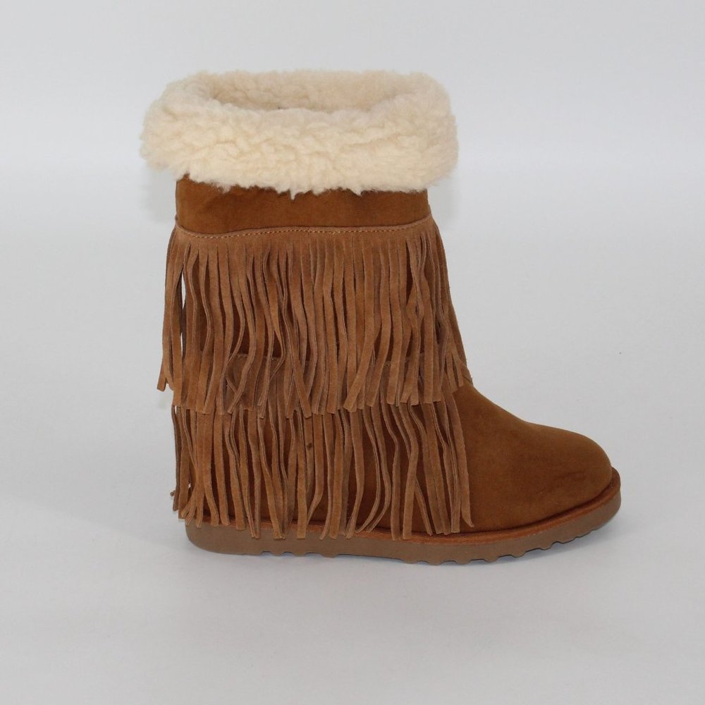 Madden Girl Brown Fringe Boots Women Size 10 M  Leather Faux Fur